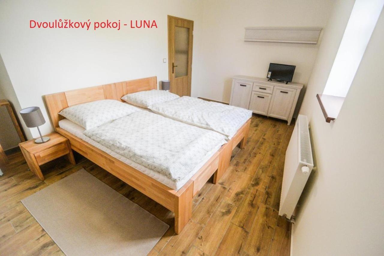 Pension Pod Hvezdami Bozejov エクステリア 写真